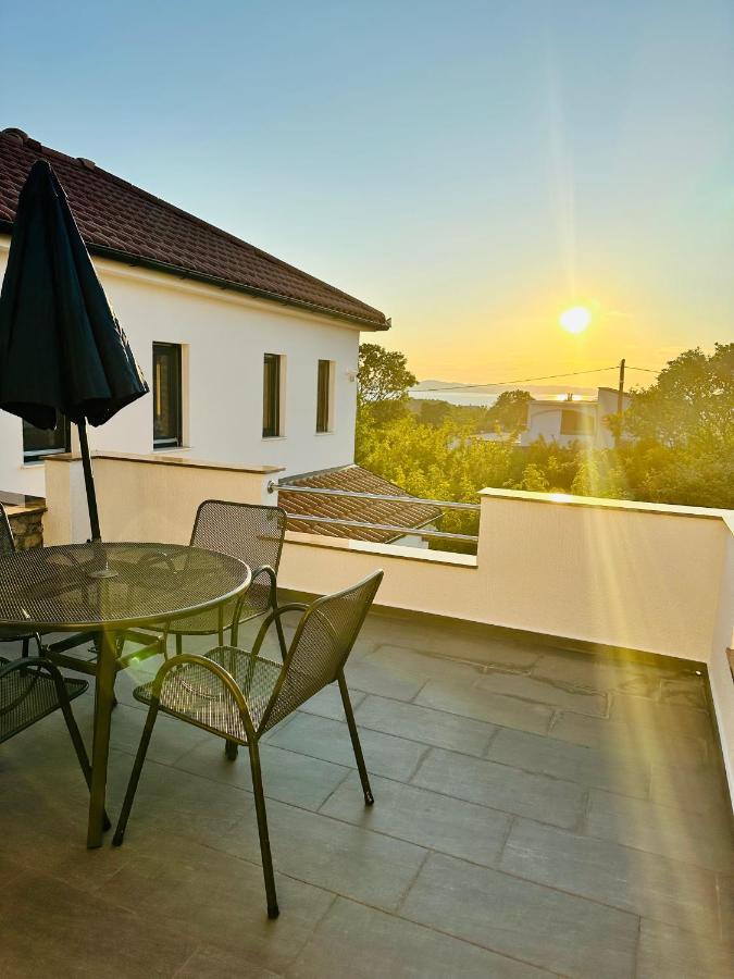 Apartmani Svemir 드라게 외부 사진