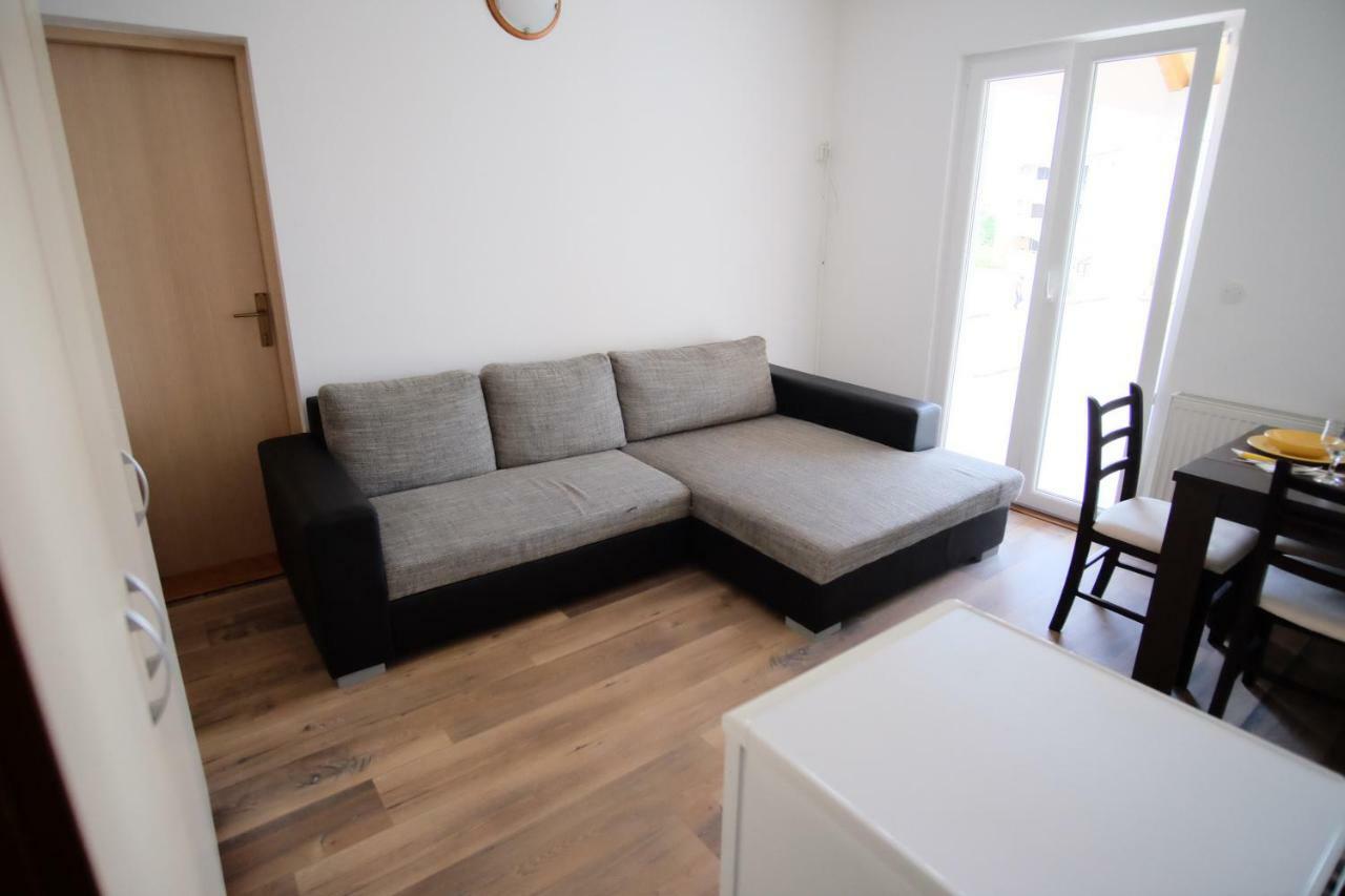 Apartmani Svemir 드라게 외부 사진