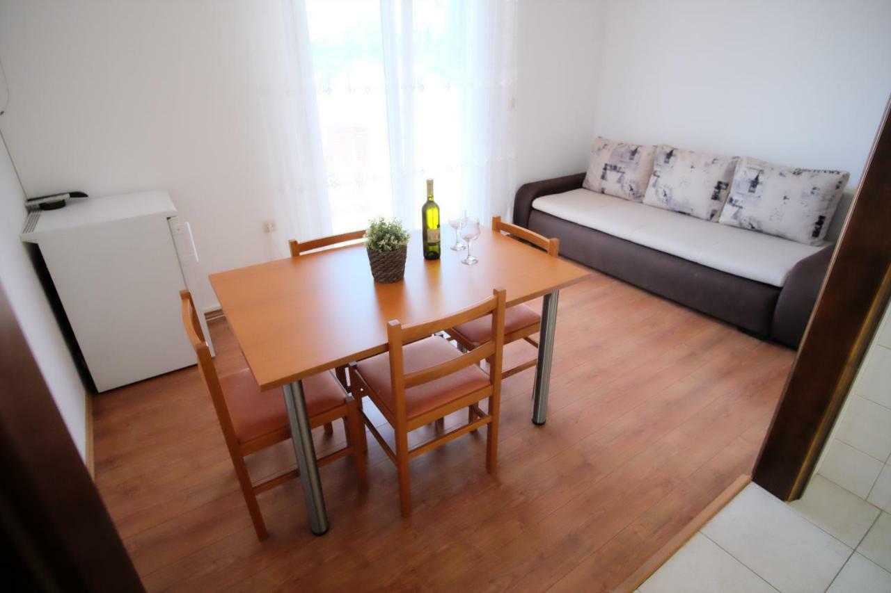 Apartmani Svemir 드라게 외부 사진